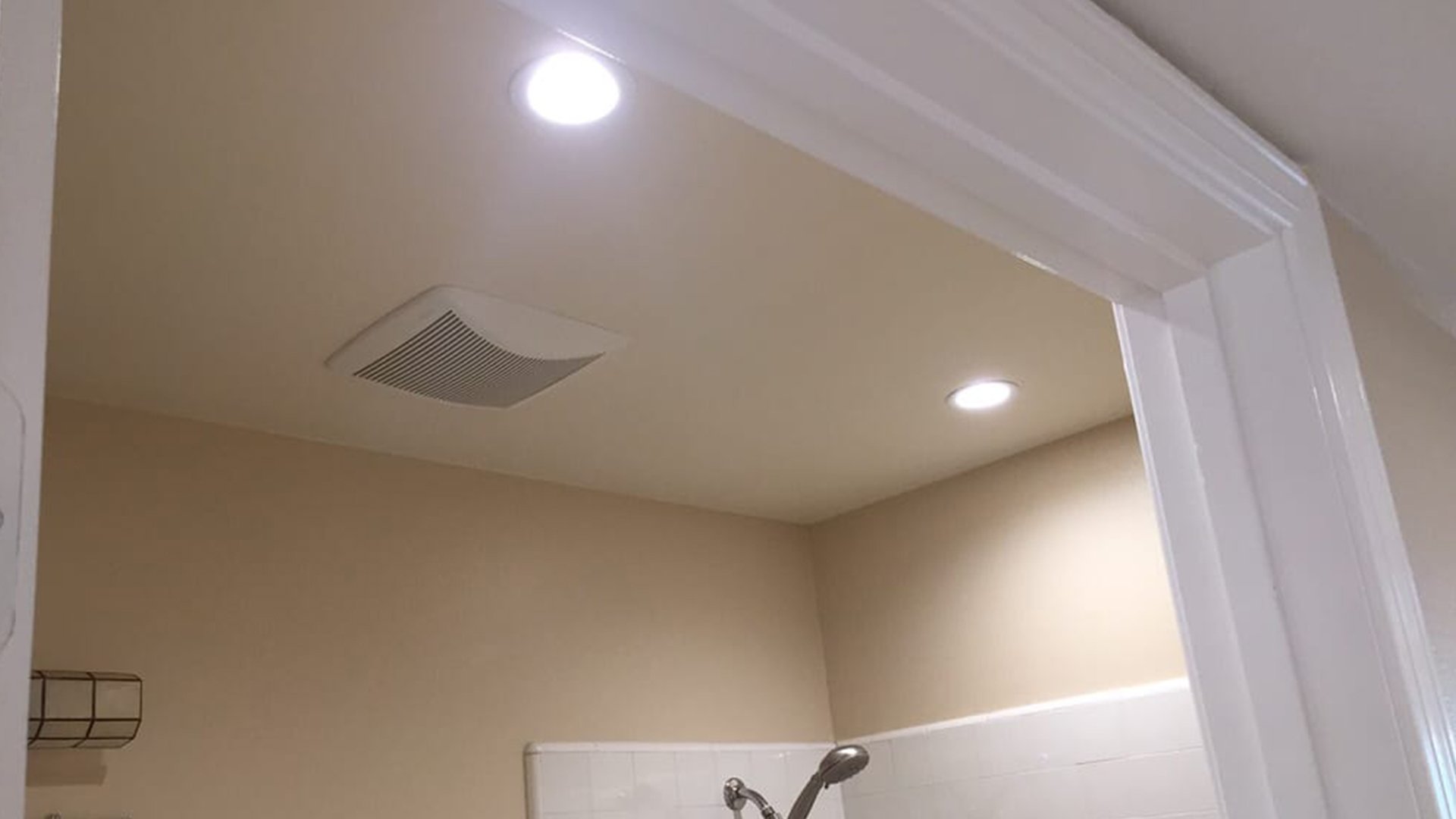 bathroom-lights